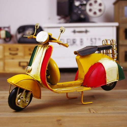 Tin toy figurine - , classic